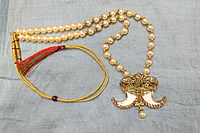 Puligoru Pendents & Perl Mala, With Adjustable Cord, For-Adult(12 inch Height)